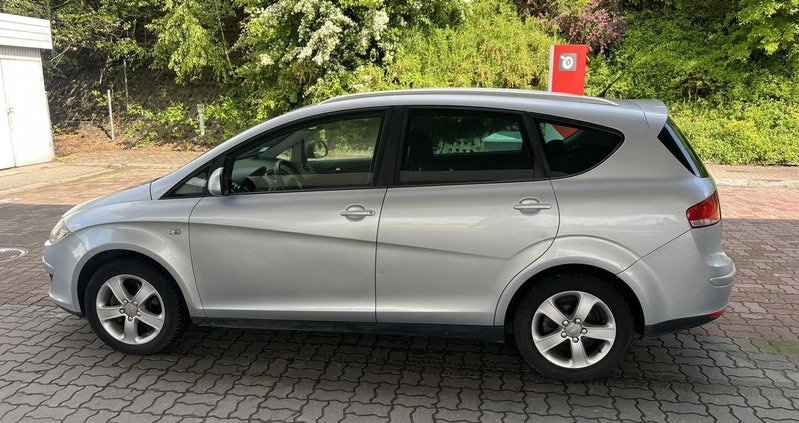 Seat Altea XL cena 9900 przebieg: 350000, rok produkcji 2009 z Radzyń Podlaski małe 781